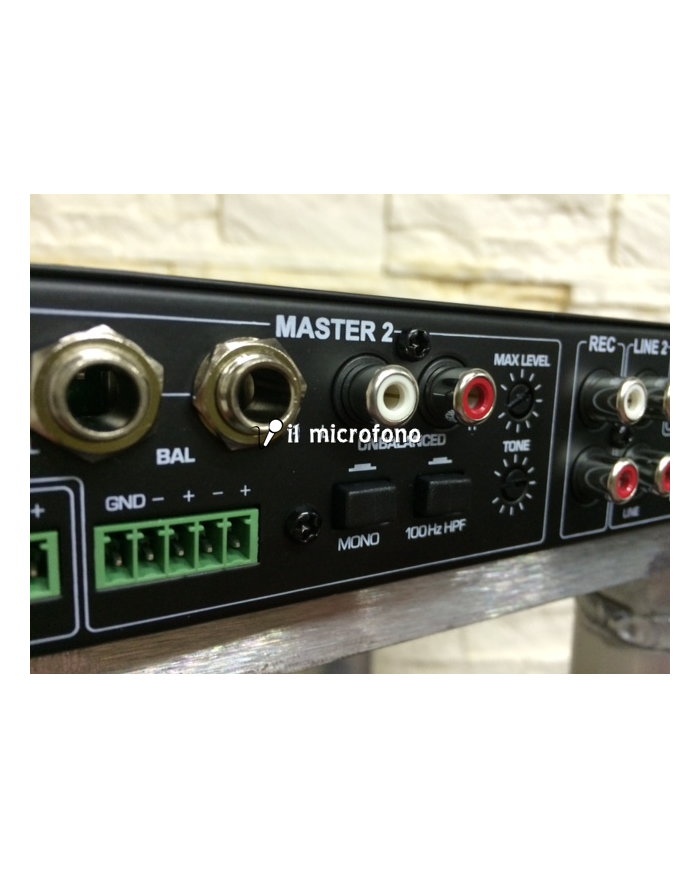 vendita mixer ed impianti stereo per ristoranti,palestra,locali,mixer 2 zone con radio,usb,radiocomandato